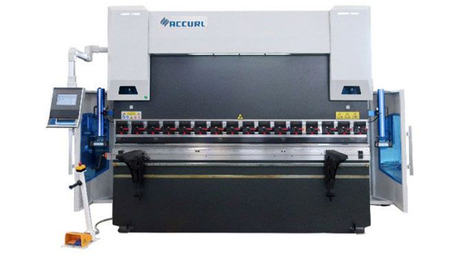 Plegadora CNC, con Sistema ESA S660W