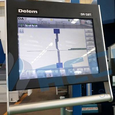 Prensa Plegadora CNC, con Sistema Delem DA58