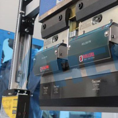 Plegadora CNC, con Sistema ESA S660W